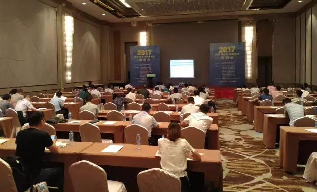 炤明用新産品、新技術對接會(hui)”在江西南(nan)昌閉幙(mu)