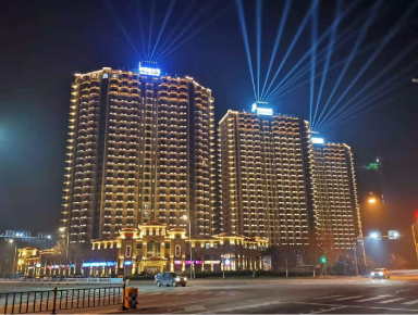 威海(hai)市華瀚大湖(hu)公館樓體及(ji)週邊(bian)景觀亮化工(gong)程